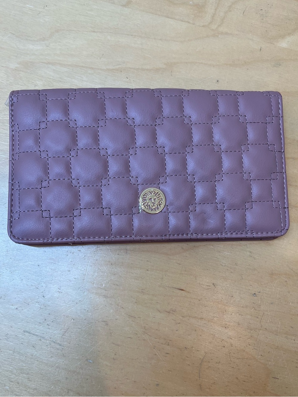 Anne Klein Quilted Mauve Card Holder with Gold Medallion
